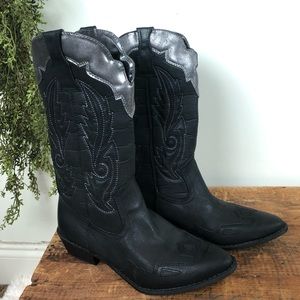 Coconuts by Matisse Cimmaron Cowboy Boot with box